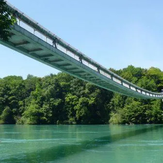 Balade le long du Rhône, de la ville à la campagne